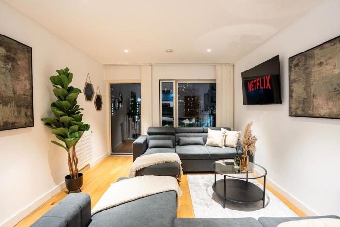 London 1BR Sleeps 6 - Near Stn