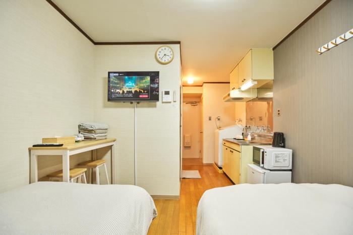 新宿市中心東新宿站徒步3分鍾歌舞伎町紧邻伊势丹百货#12