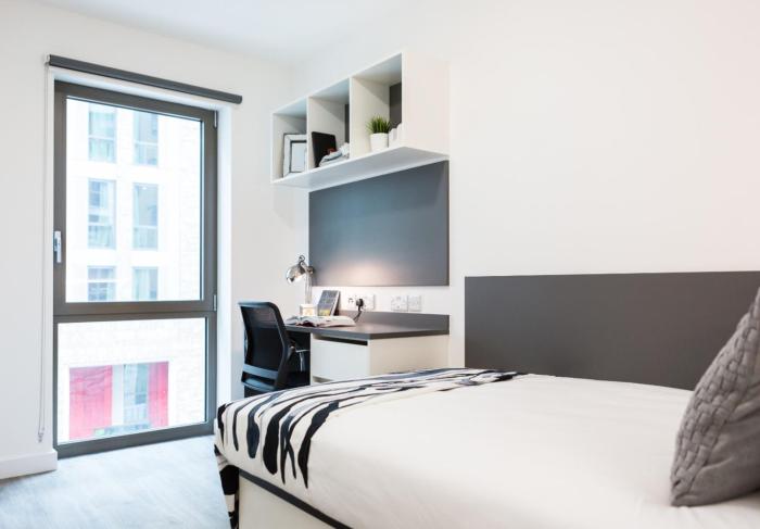 Student only Modern Studio at Highbury II Near Holloway Road