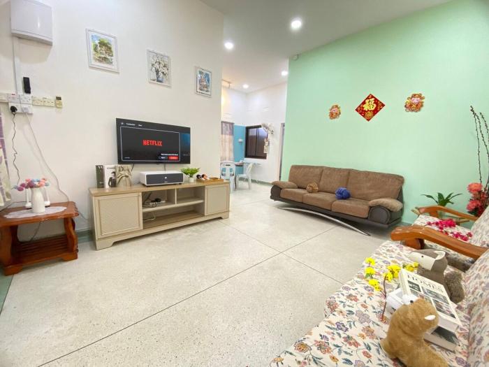 Ruma 520 Ujong Pasir by Jeffery Lam Home Management