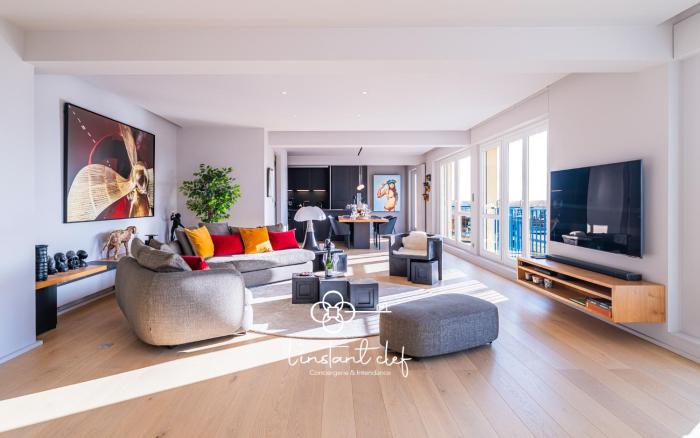 Appartement d Exception - Hyper Centre - 3 suites, Parking & Billard