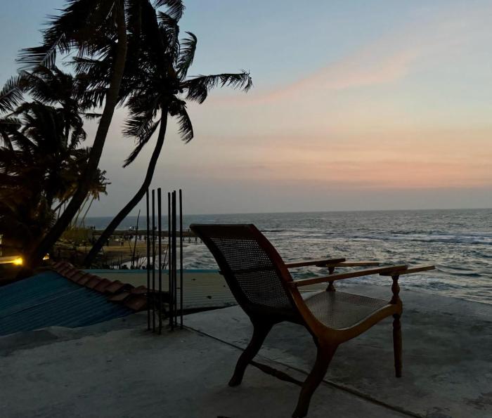 Infinity Beach Heaven