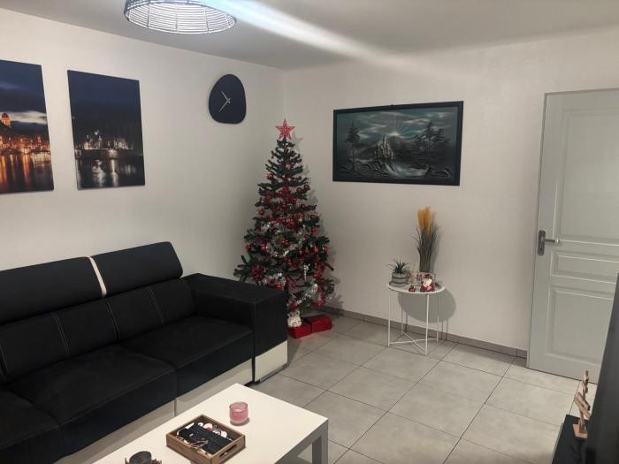 Maison chaleureuse Calme et tranquillité assurés Parking privé