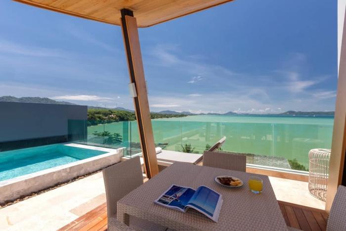 4-Bed Villa-Sweeping Sunrise View over Chalong Bay