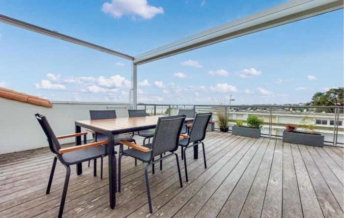 Pet Friendly Apartment In Saint-Georges-De-Didon