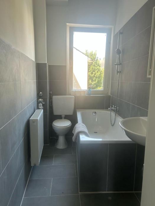 Leonhardstraße 19 - 0301