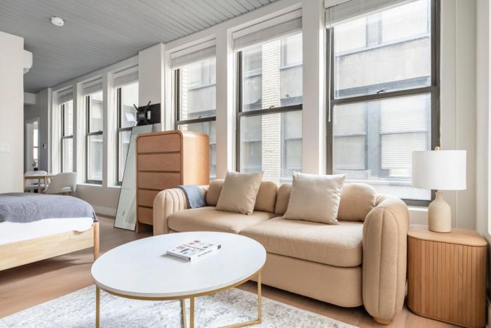 Blueground Downtown Crossing view nr Boston Common BOS-1304