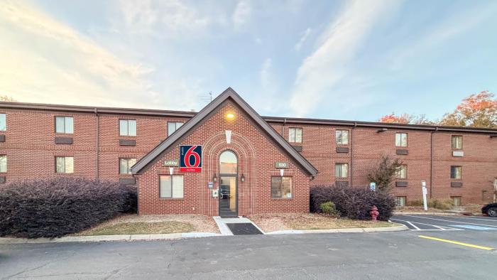 Studio 6 Suites Greenville, SC - Haywood Mall
