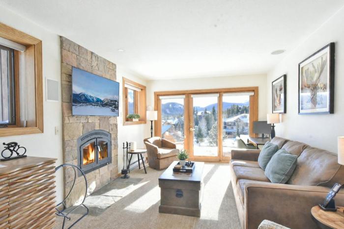Tyra Evergreen Condo: Ski InSki Out, Mountain Views