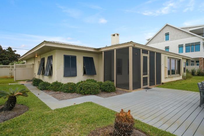 The Point - Oceanfront Home in Blue Mountain Beach with Secluded Pool Area & Direct Beach Access