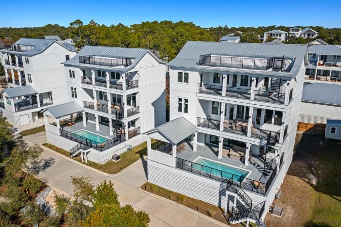 The Road to the Triple Crown - Gulf Views with Large Private Pool Area