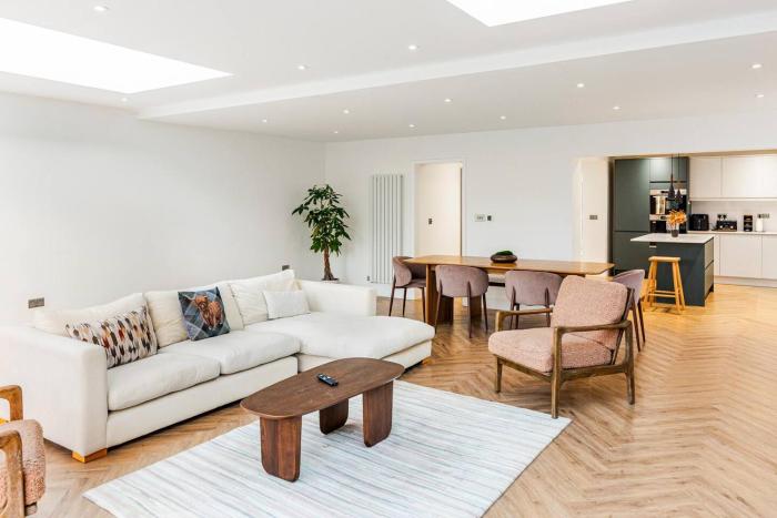 The Minimalists Retreat Oxford