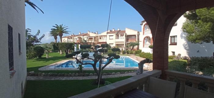 Costa Dorada Beach & Pool Apartment Cambrils