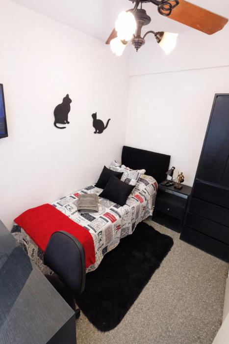 Habitación individual con baño privado solo para estudiantes en Belgrano