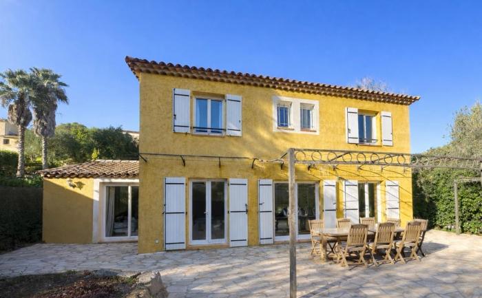 Villa provençale climatisée, piscine 5 chambres