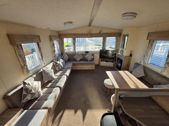 Chichester Lakeside holiday park