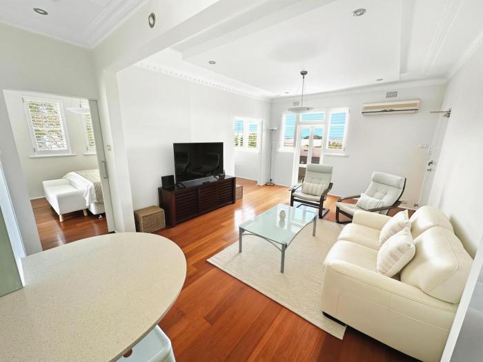 Balmoral Beach Lifesaver - Executive Listing - RAG25