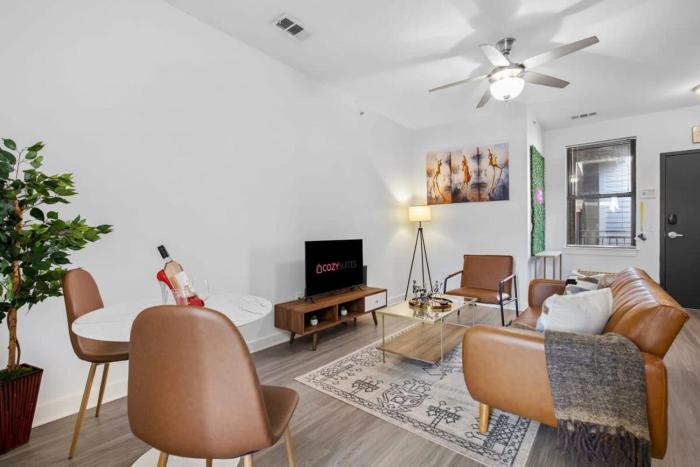 TWO CozySuites Cozy Charming Condo with parking