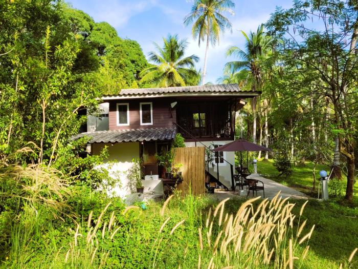 Loki Baan Paa - Seaside Jungle Villa Experience