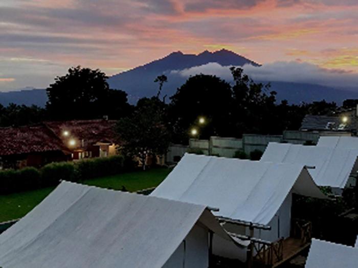 D Royale Tapos Resort Bogor