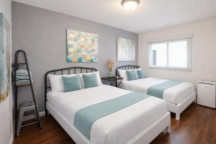 Charming Studio in the Heart of Hollywood