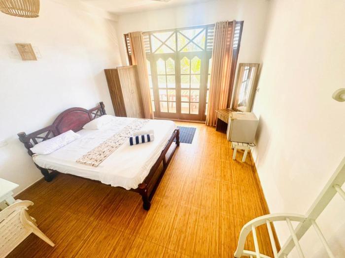 Surfview Beach Club & Hotel
