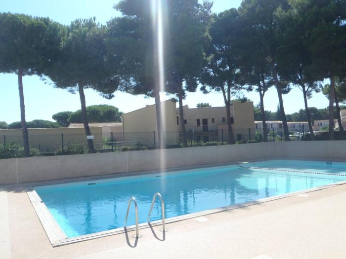 5110 - CAP DAGDE - 4 Pers - PKG - Piscine - Tennis -Proche village naturiste