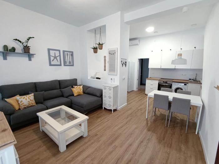 Newly renovated flat in the center of Sanlúcar - EARTH SANLUCAR