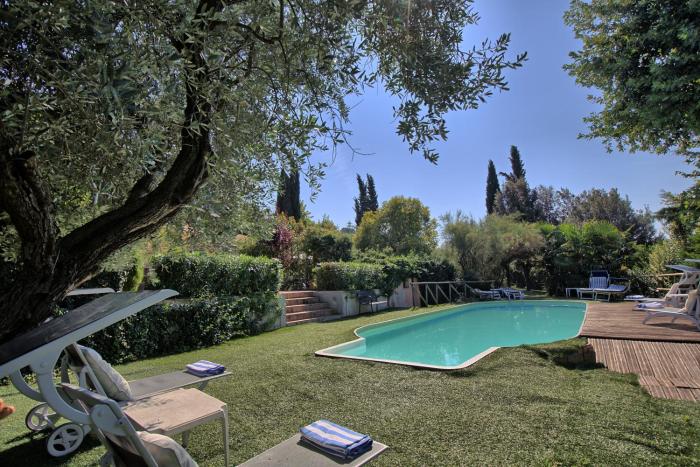 Casa della Musica - Elegante villa storica con giardino e piscina