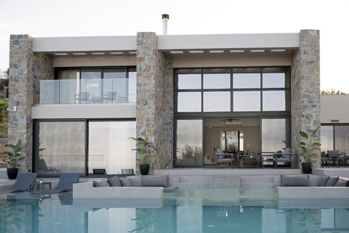 Luxurious Villa Alea