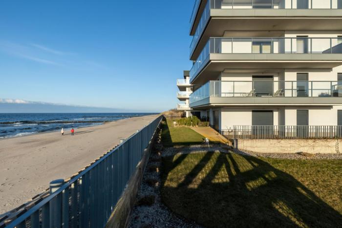 Baltic Blue Gardenia D&D Apartments