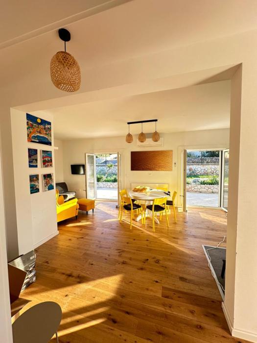 Cozy house Pavicic in Poljica Hvar