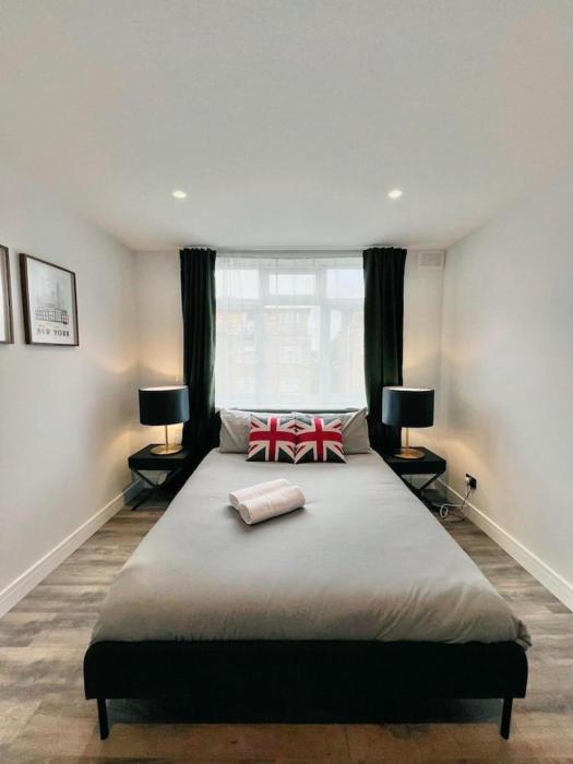 Sunny Neasden Apartment