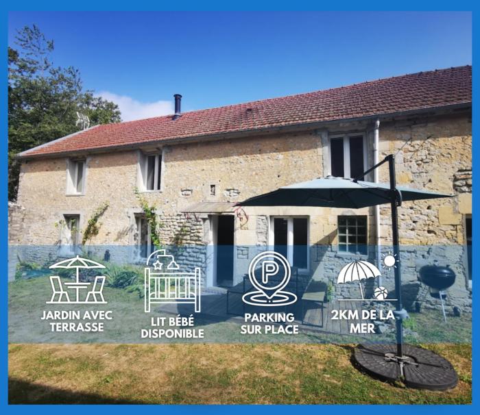 Maison renovee en pierres séjour spacieux avec jardin et terrasse aménagée près Omaha beach & Bayeux à 5mn de la mer tous commerces