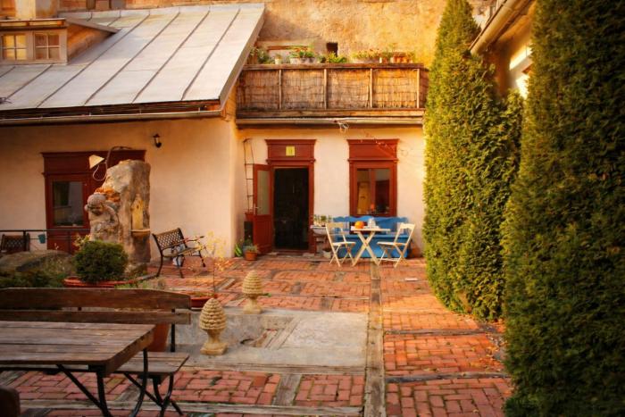 Apartmán na Zlatom dvore, historický dvor v srdci Štiavnice
