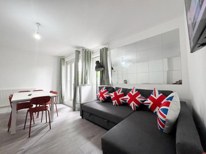 Vollasky House Central London Apartment