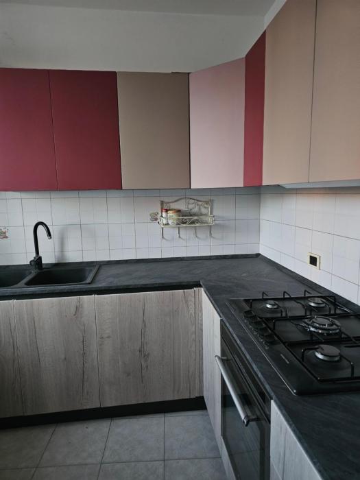 Trilocale Rho Fiera parcheggio privato in cortile chiuso