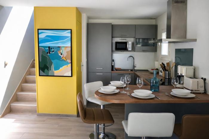 Maison en duplex rénovée a proximité du centre