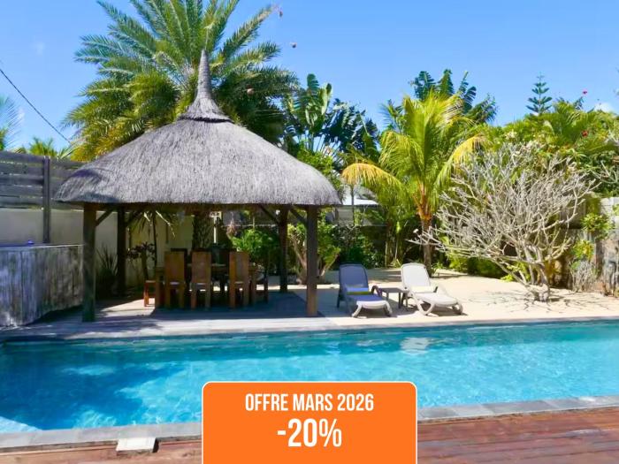 Villa Expérience Premium - Idéal Couples&Familles - 4min Plage Pereybère - Parking gratuit - Piscine privée - Jardin tropical - Ménage 3x par semaine - Intimité totale - Chic et authentique