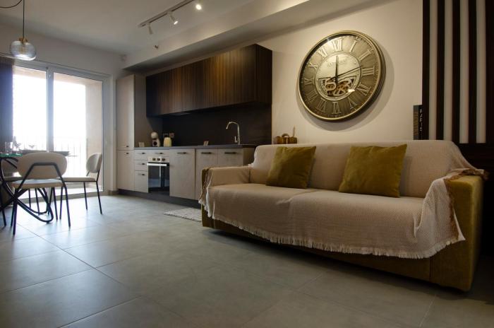 Elegant 12th Floor Studio with Balcony & City Views in St Julians