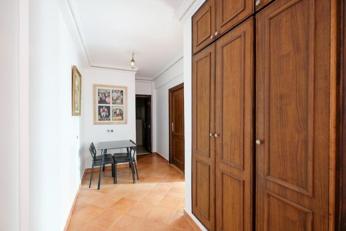 Family apartment Marrakech pool parking Wifi