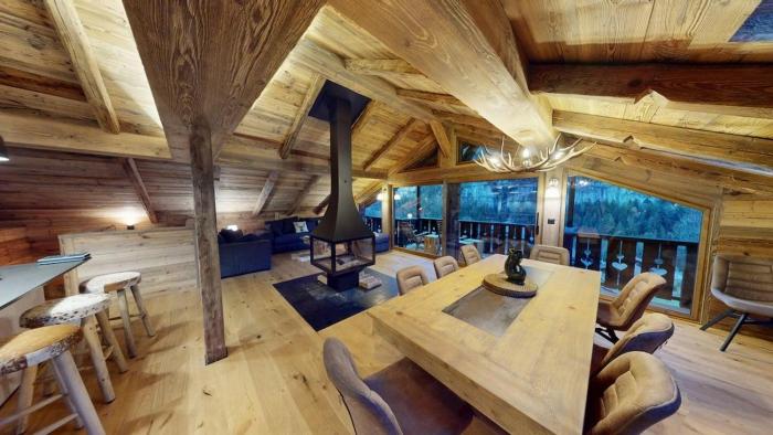 Luxury 5-Bedroom Alpine Chalet