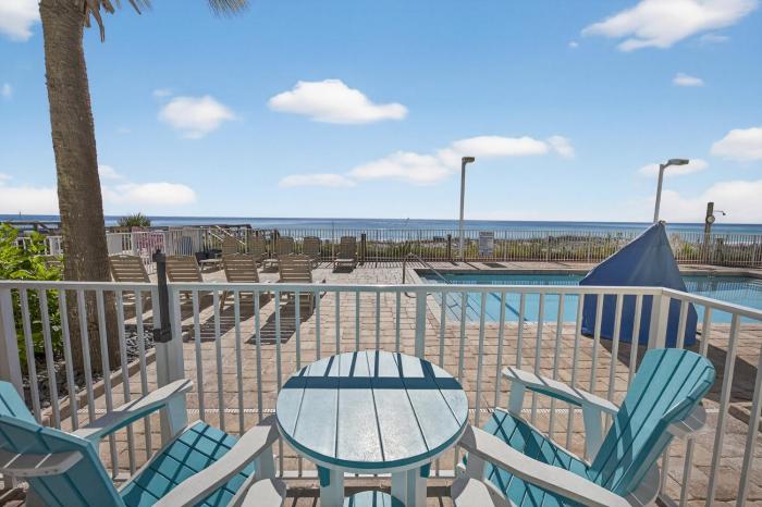 The Inn At Crystal Beach #108