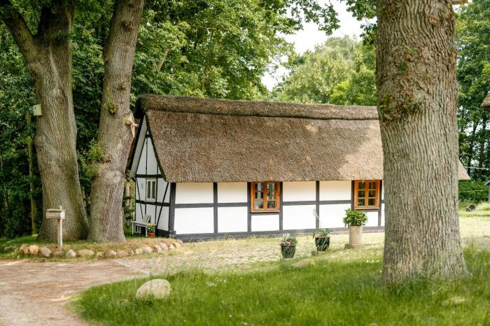 Romantic Nights Under The Thatched Roof