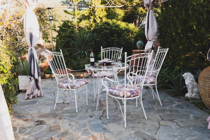 Stratigato Garden Getaway near Chios Town