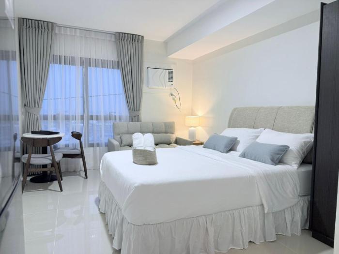 Luxe City Studios near Mall, JTower Residences