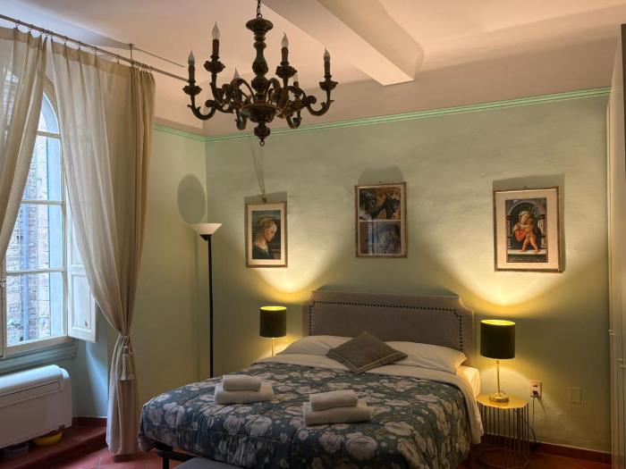 Sweet Florence close to Bargello