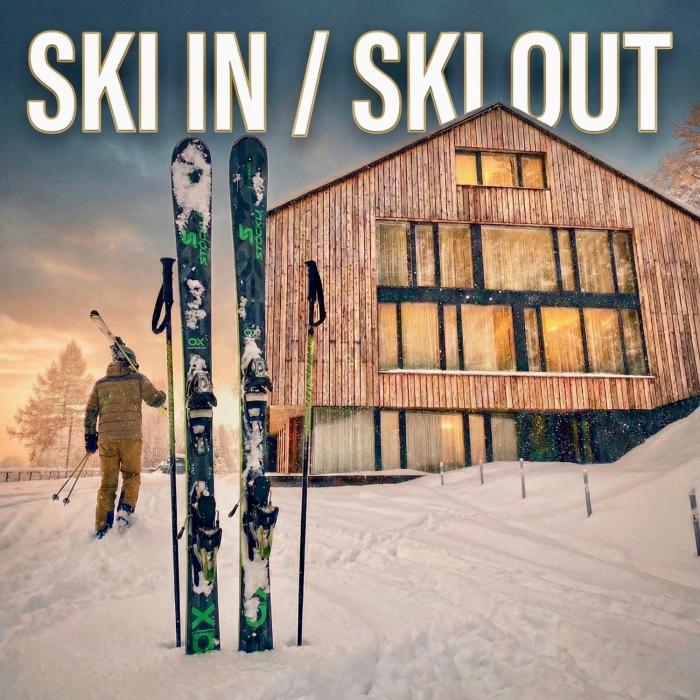 ALPINA 27 SKI IN SKI OUT FREE parking