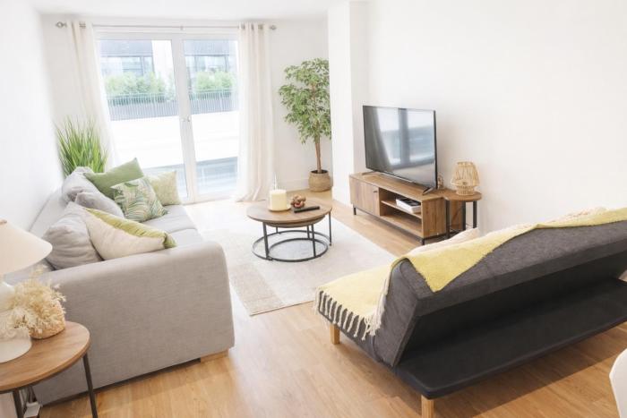 Zone 1 Bright and Modern 3 Bed Apt Hyde Park Central London