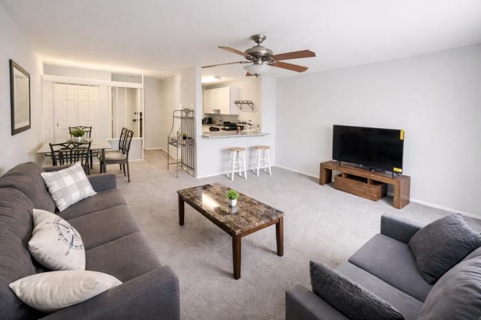 Modern 1BR Near Moss Rehab Center Monthly Discount